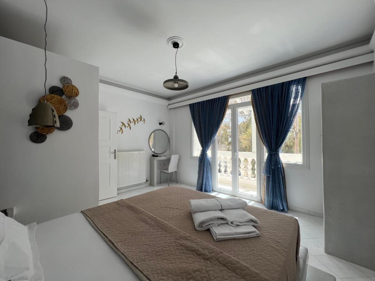 3 Bedroom House Included Free Car Rental Perissa  Exterior foto