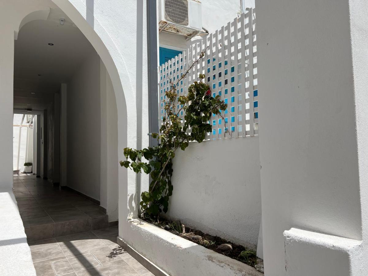 3 Bedroom House Included Free Car Rental Perissa  Exterior foto