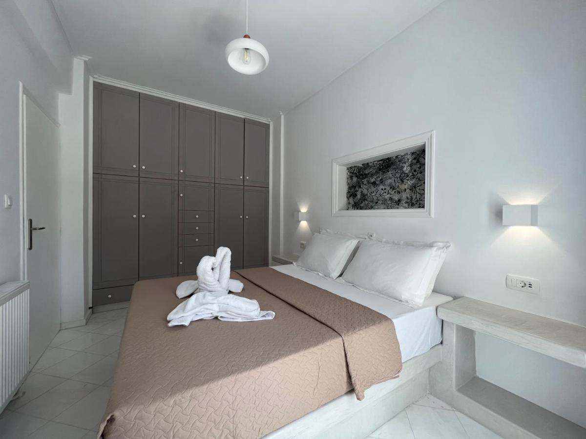 3 Bedroom House Included Free Car Rental Perissa  Exterior foto
