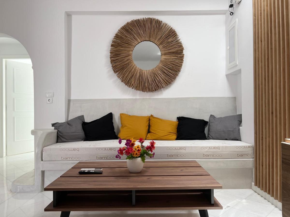 3 Bedroom House Included Free Car Rental Perissa  Exterior foto
