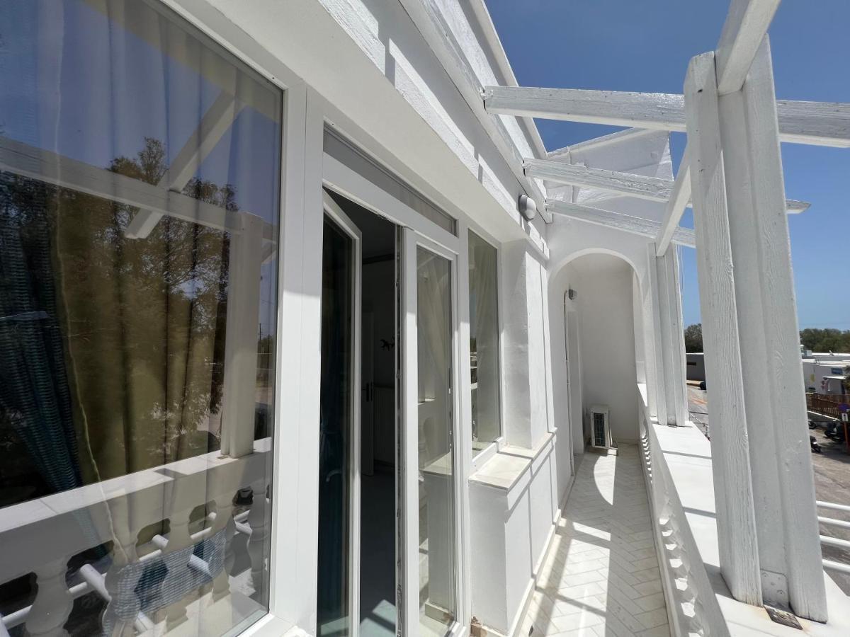 3 Bedroom House Included Free Car Rental Perissa  Exterior foto