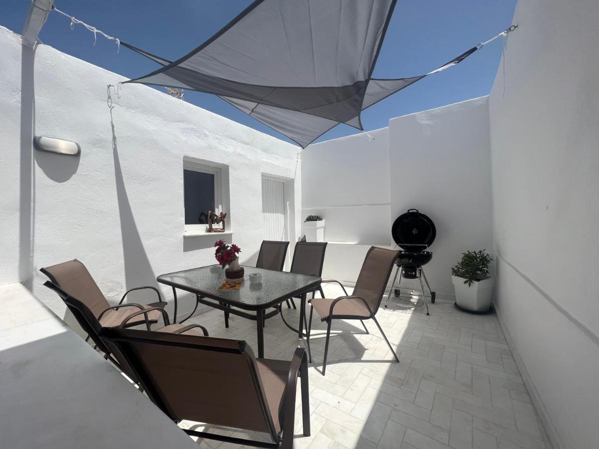 3 Bedroom House Included Free Car Rental Perissa  Exterior foto